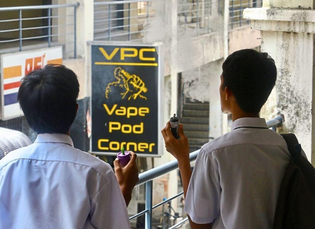 Call for Stricter Penalties on Nicotine and E-Liquid Use in Malaysia