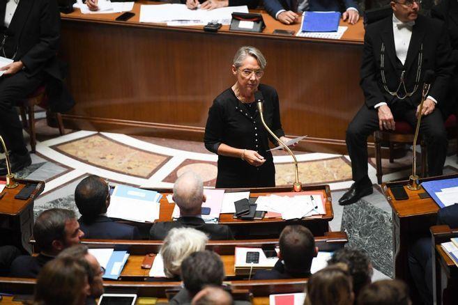 French MP Accuses Prime Minister of Hypocrisy Over E-Cigarette Use